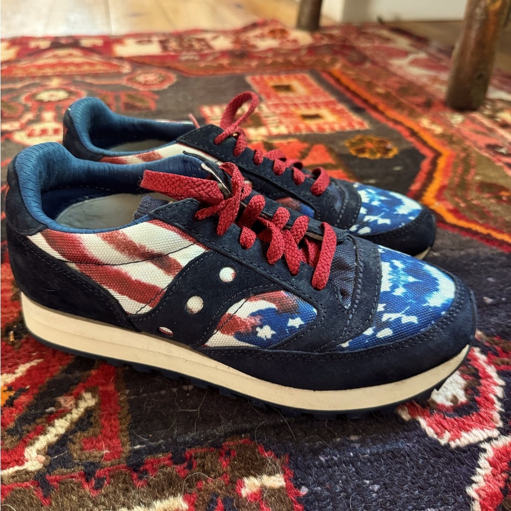 Saucony Jazz 81 USA Stars & Stripes Women's Blue Red White sz 7.5 EUC